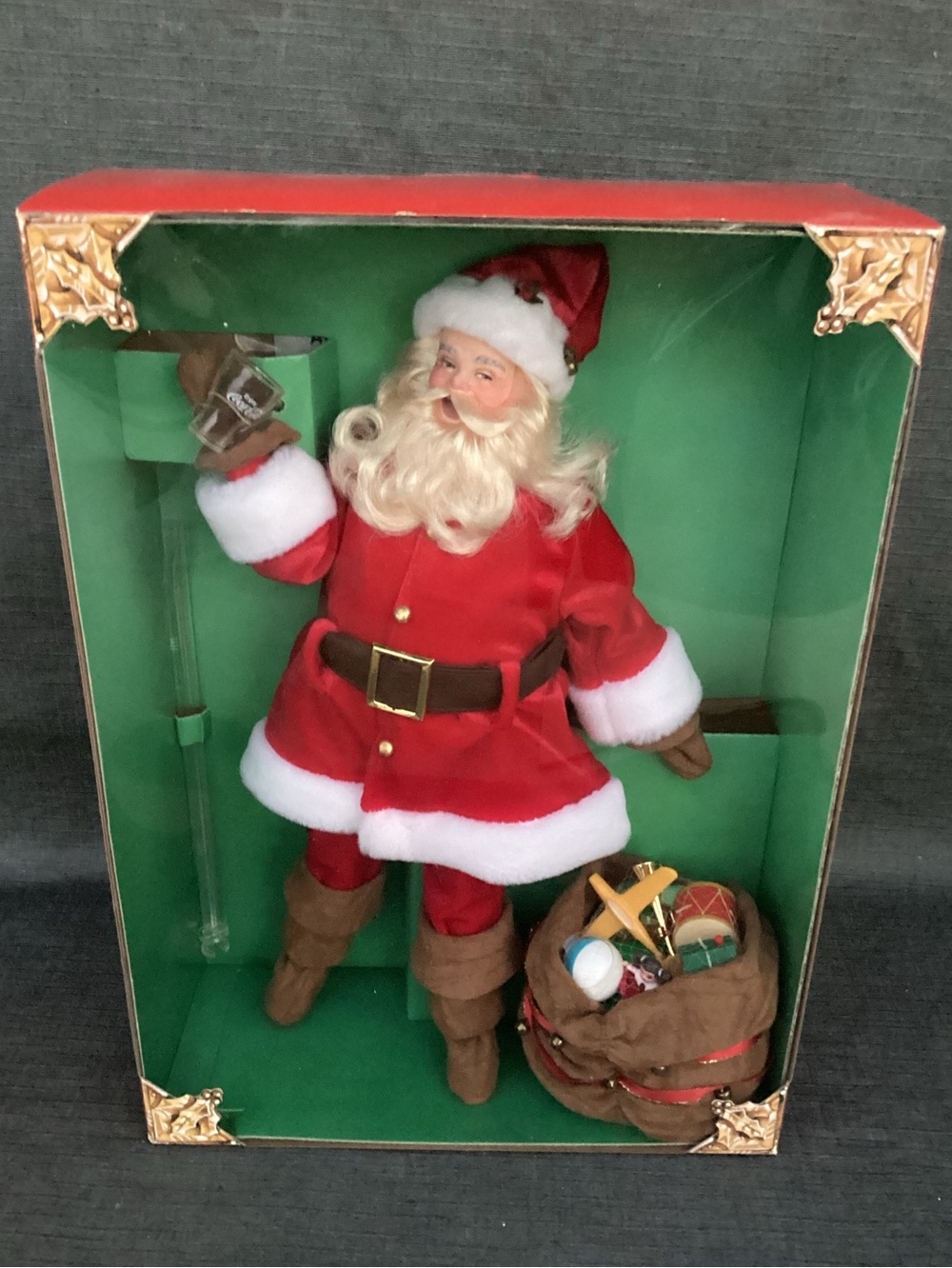 Coca-Cola Santa Classic Edition 1948 Hospitality Doll 1999 Mattel Item No. 23288